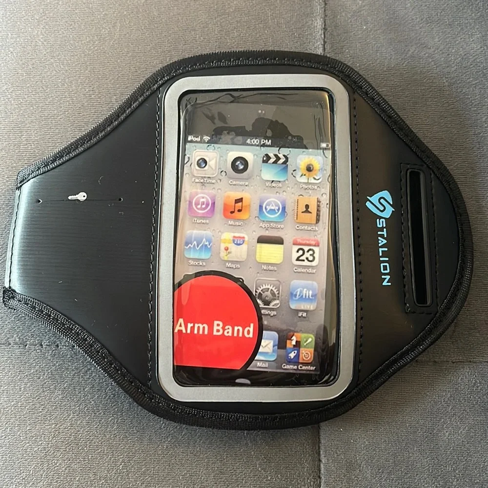NWT cellphone arm band